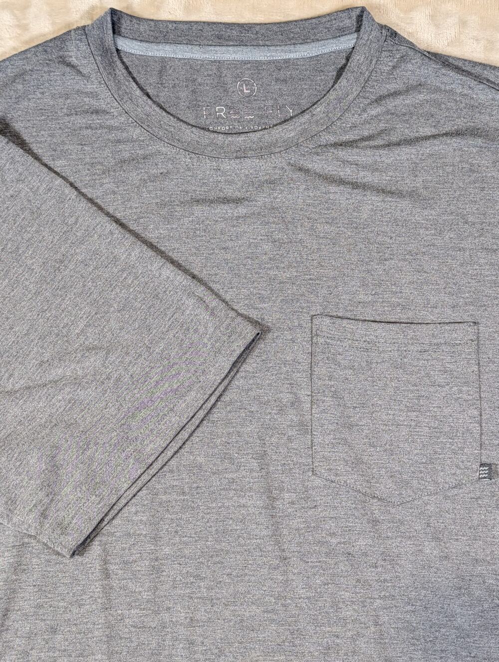 Free Fly Mens Large Gray Bamboo Pocket T-Shirt Short Sleeve Soft Athletic Tee